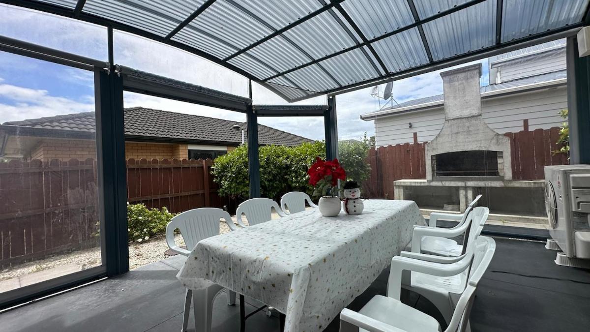 My Castle House Manukau 20 Mins To Airport Holiday home *